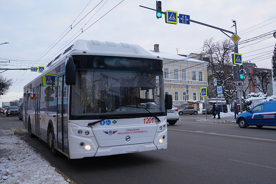 Где 13 автобус омск